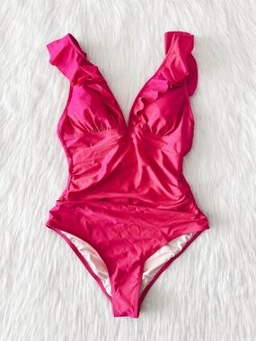 NWT Pink CupShe One Piece Swimsuit Size Medium